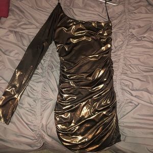 Gold/black dress